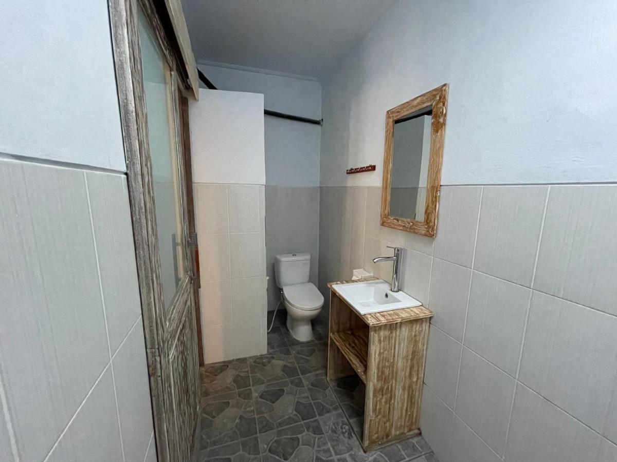 Belimbing Guest House Canggu Esterno foto